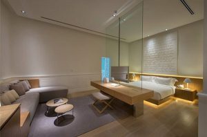 Với đèn led thì bộ giường ngủ của gia đình cũng trở nên thu hút缩略图