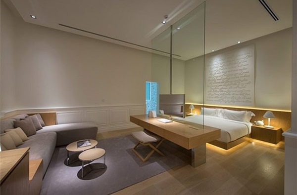 Với đèn led thì bộ giường ngủ của gia đình cũng trở nên thu hút缩略图