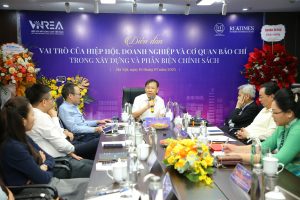 Diễn đàn “Vai trò của Hiệp hội, Doanh nghiệp và Cơ quan báo chí trong xây dựng và phản biện chính sách”缩略图